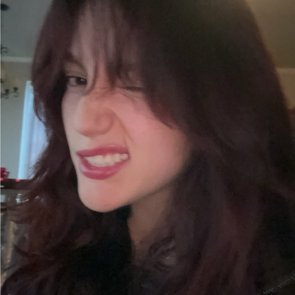 Meet your Posher, Julia